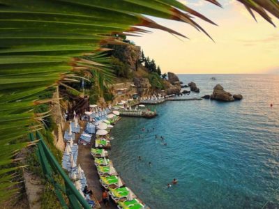 Antalya_beach_moreturov